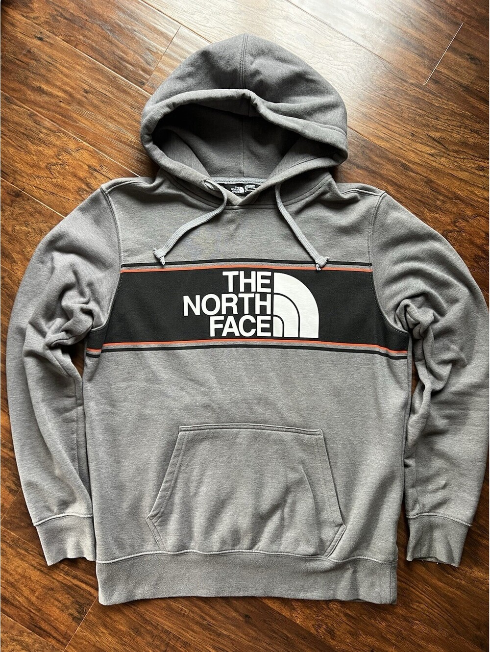 The North Face Hoodie Men’s Medium Gray EUC!